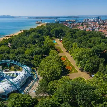 Deluxe Lazur * Burgaz